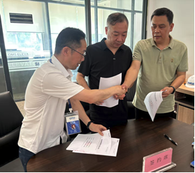 旧梯更新，华亿网页版人在行动