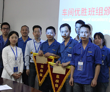 推行6SRQA月考评制度,华亿网页版车间管理水平再上新台阶